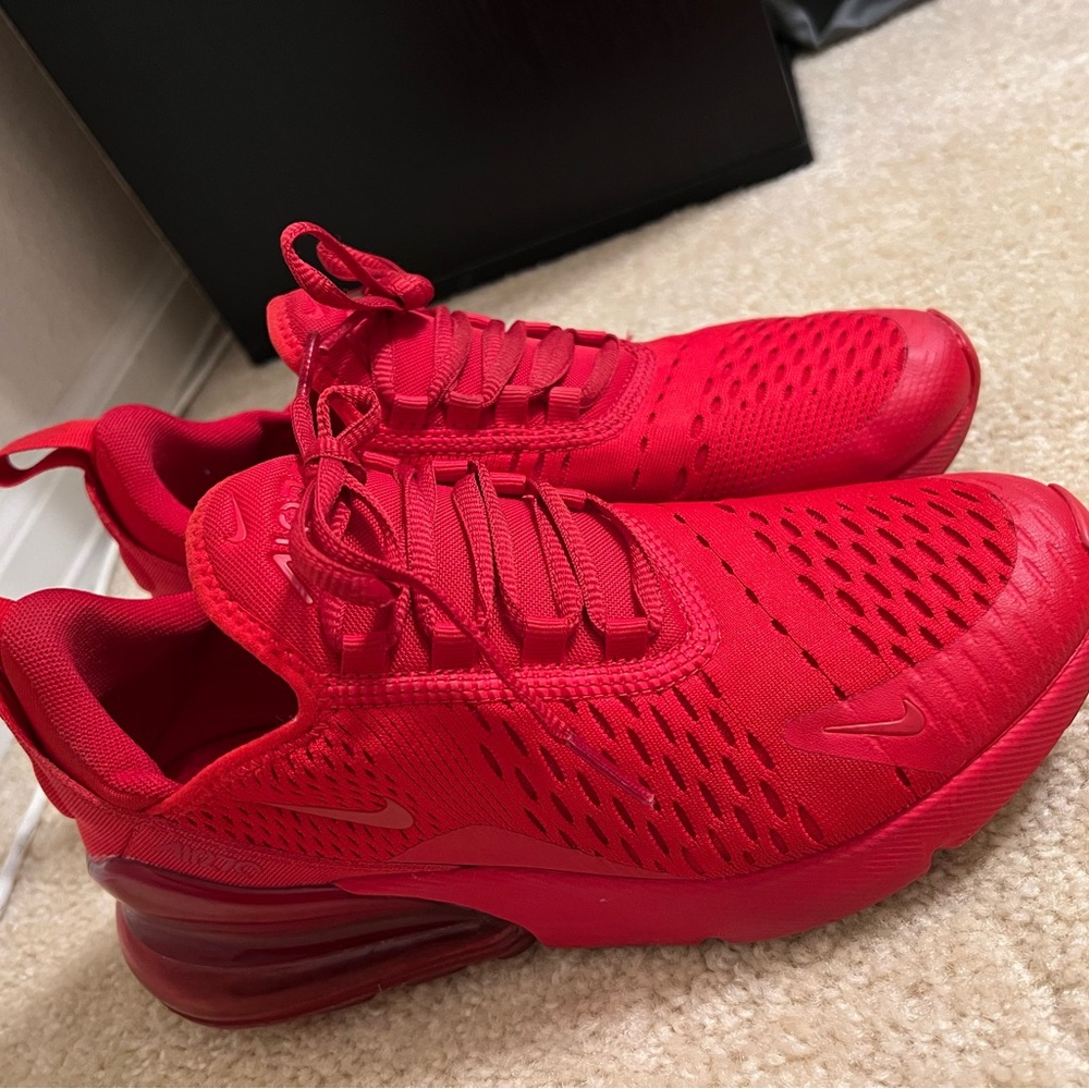 Nike Air Max 270
